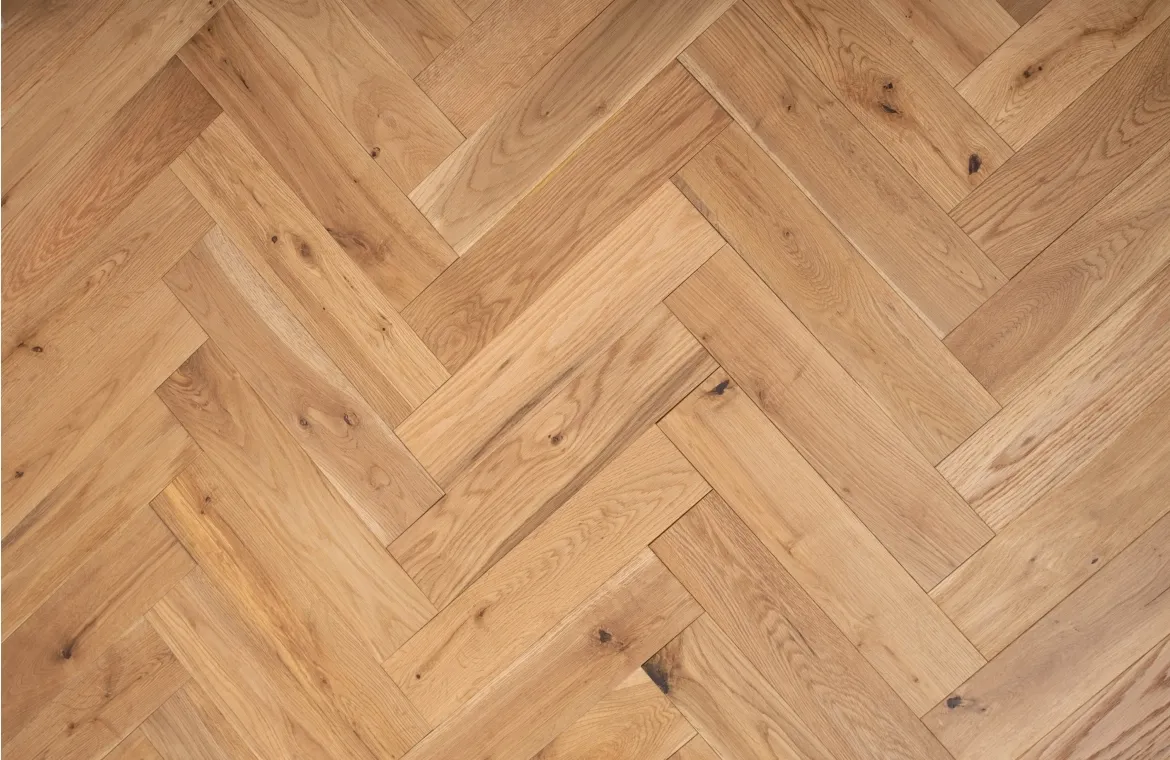 Thorpe Spring Grand Solid Oak Herringbone Flooring