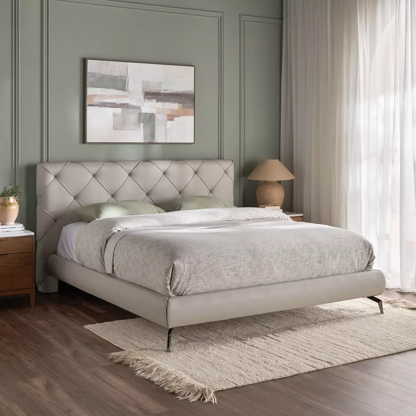 Luxemborg Queen Bed